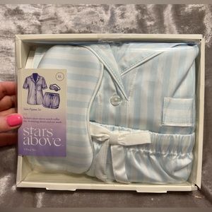 NWT Stars Above 3 piece pajama set